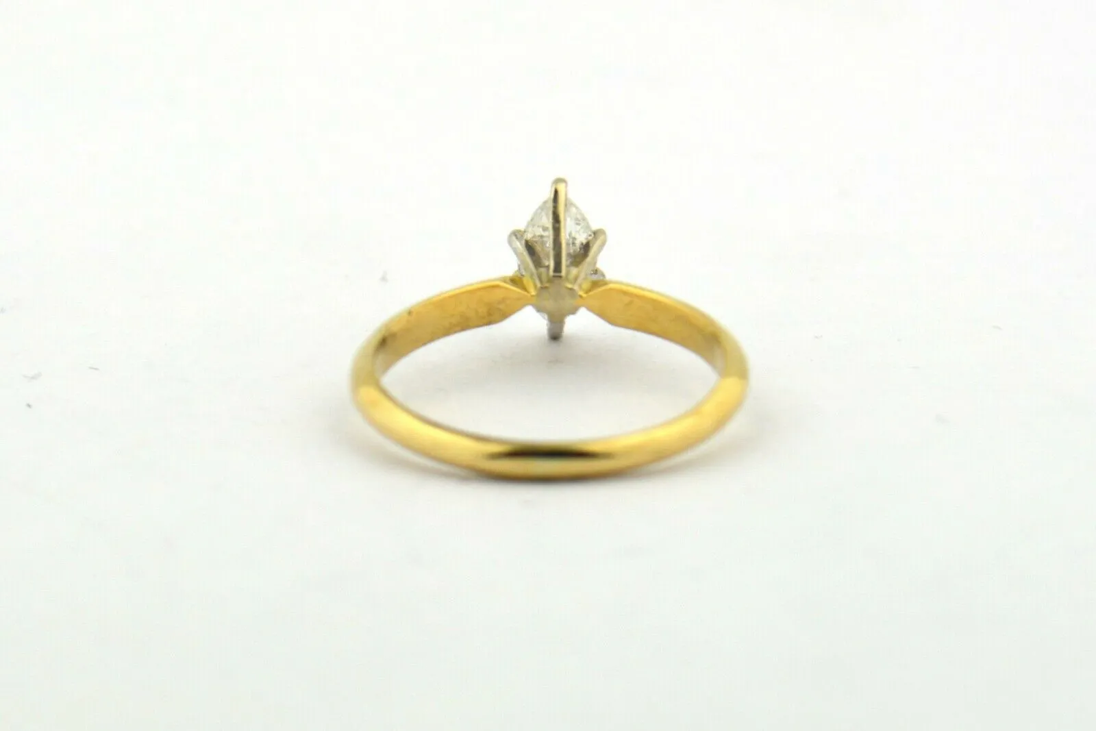 14K yellow gold .40ct Natural Diamond Marquise Solitaire Ring SI2-H 1.8g