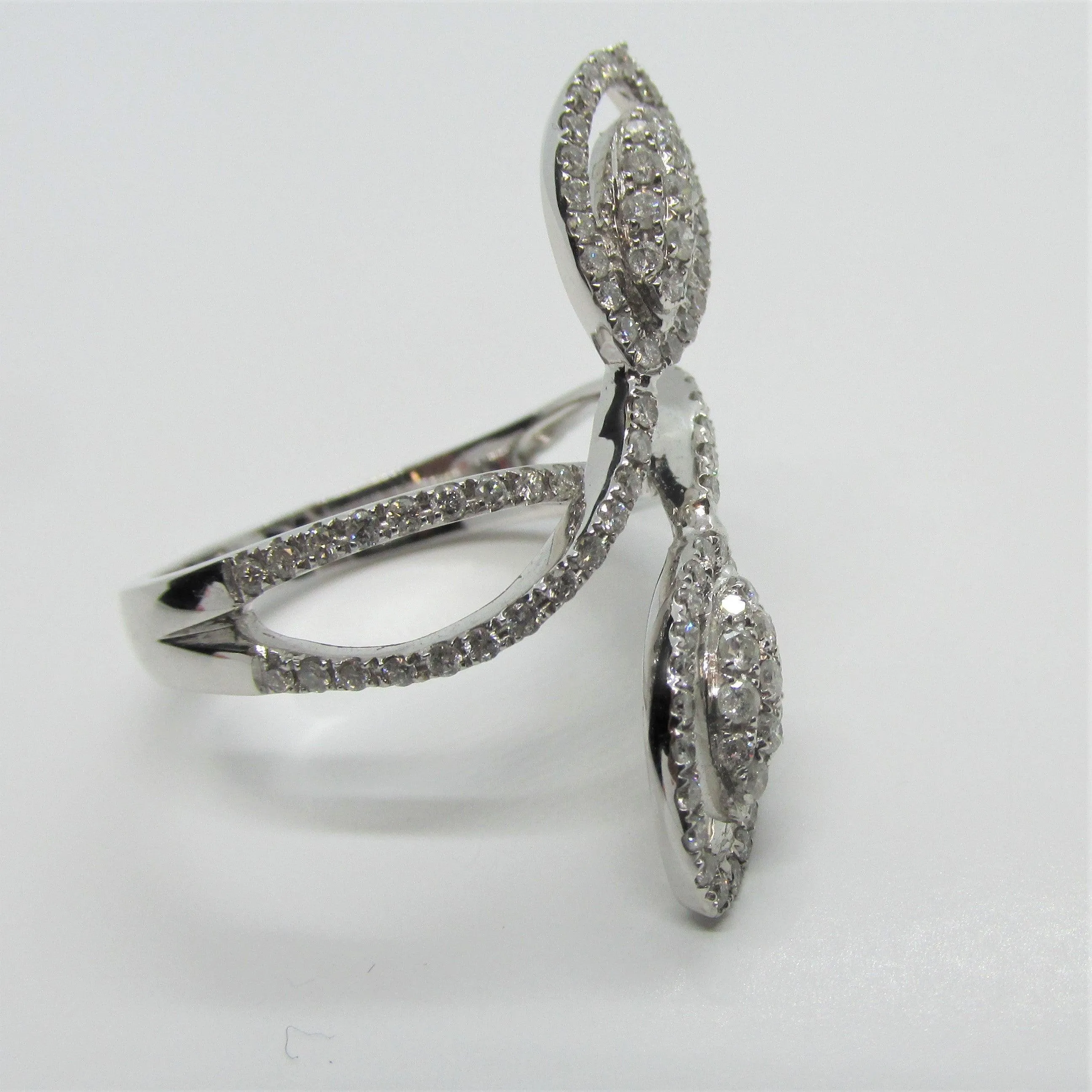 18K White Gold Leaf Diamond Ring