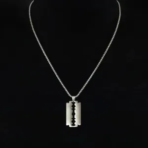 Fernán Stainless Steel Chain Necklace with Razor Blade Pendant