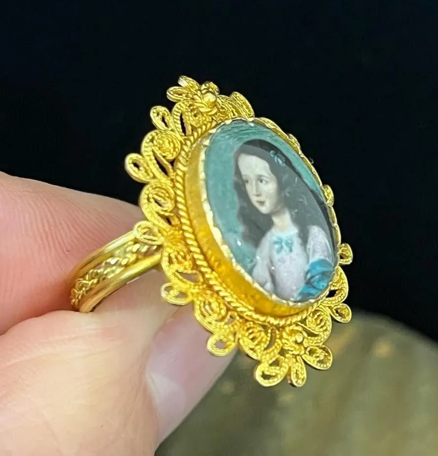 Georgian Cannetille Porcelain Portrait Ring