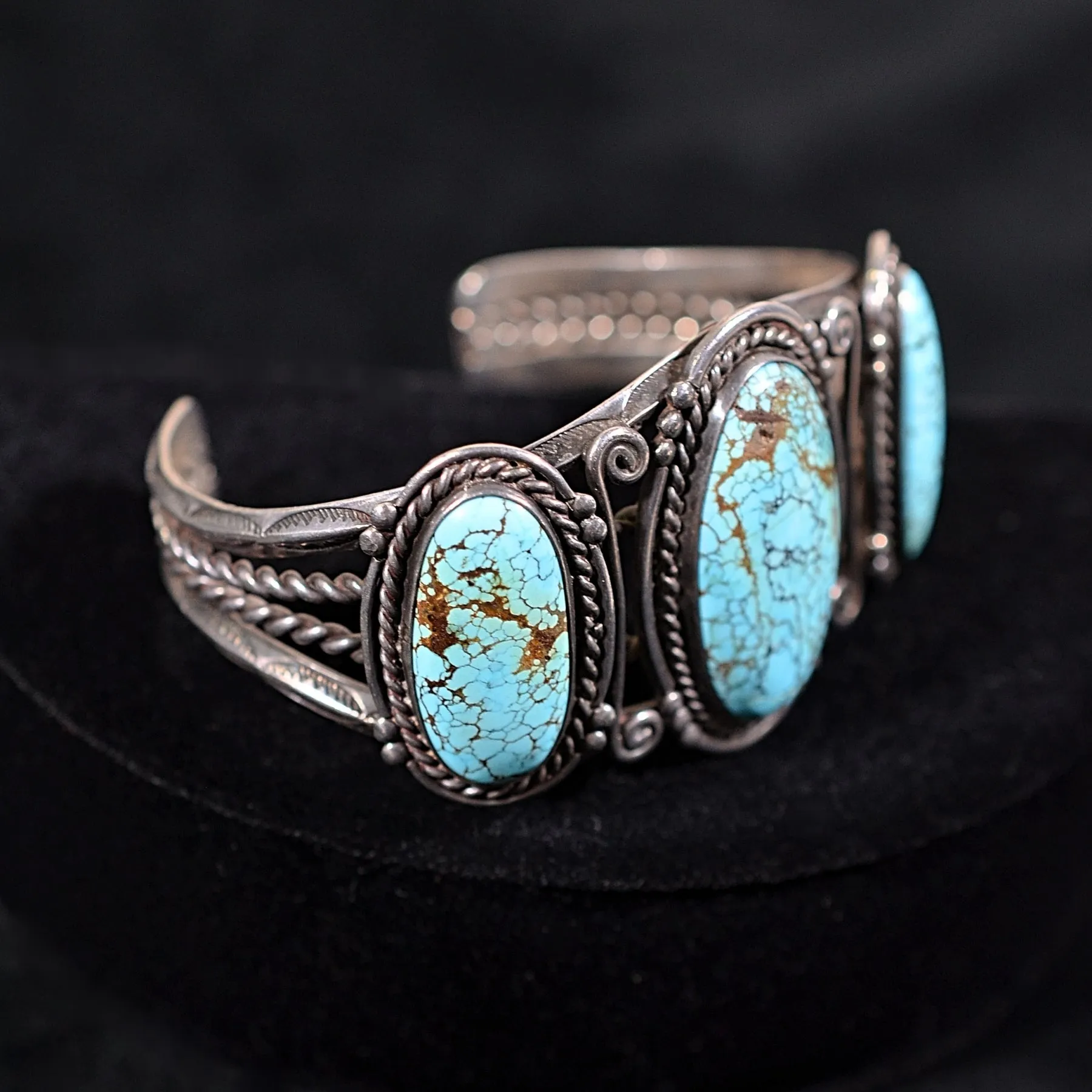 Vintage 1940s Navajo #8 Turquoise Silver Native American Cuff Bracelet 59.5 Grams