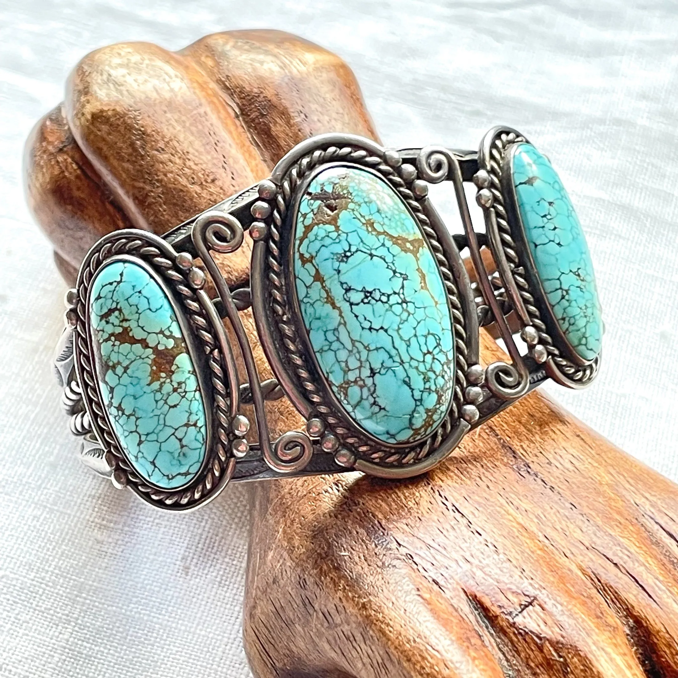 Vintage 1940s Navajo #8 Turquoise Silver Native American Cuff Bracelet 59.5 Grams