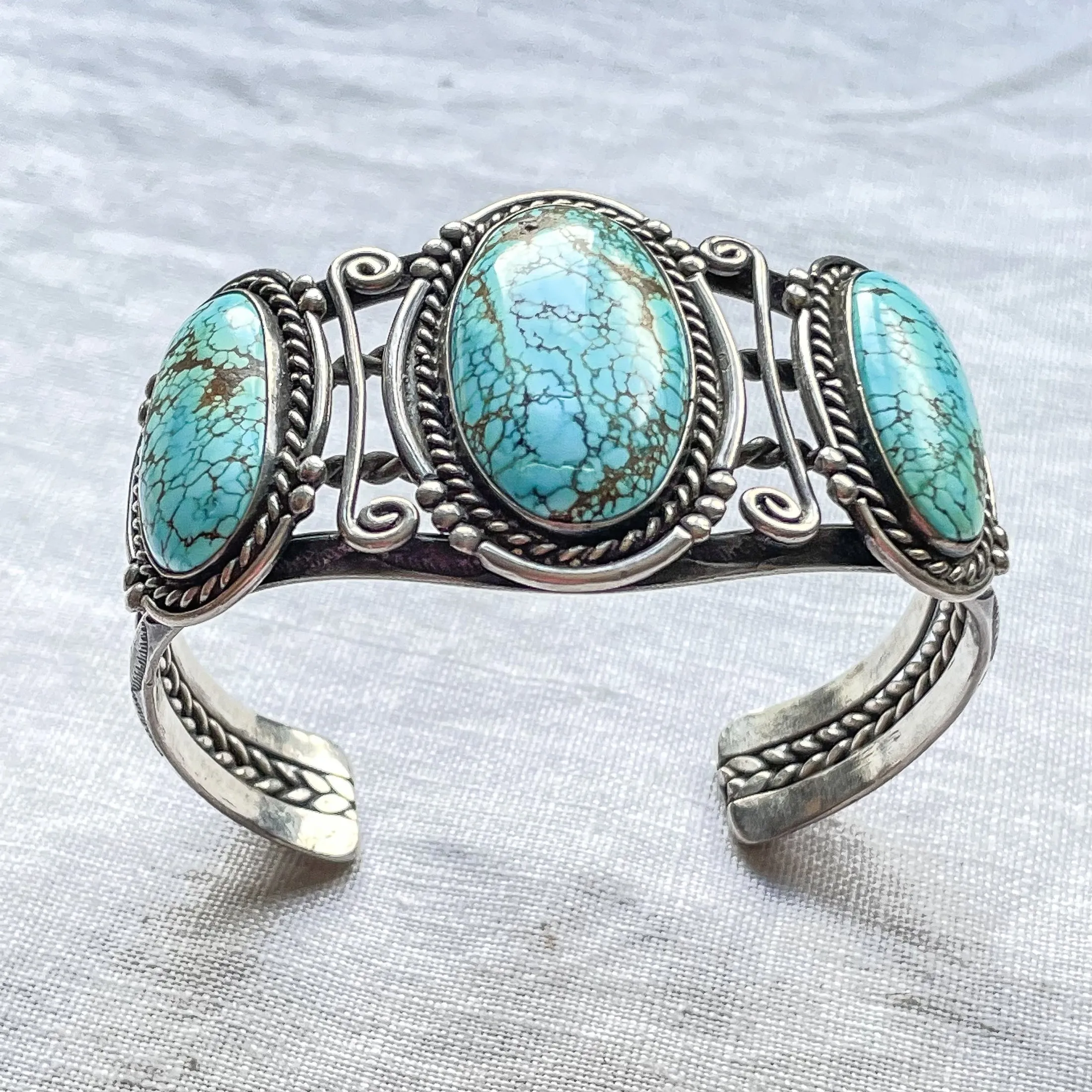 Vintage 1940s Navajo #8 Turquoise Silver Native American Cuff Bracelet 59.5 Grams